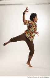 Garson DANCING POSE KRUMP